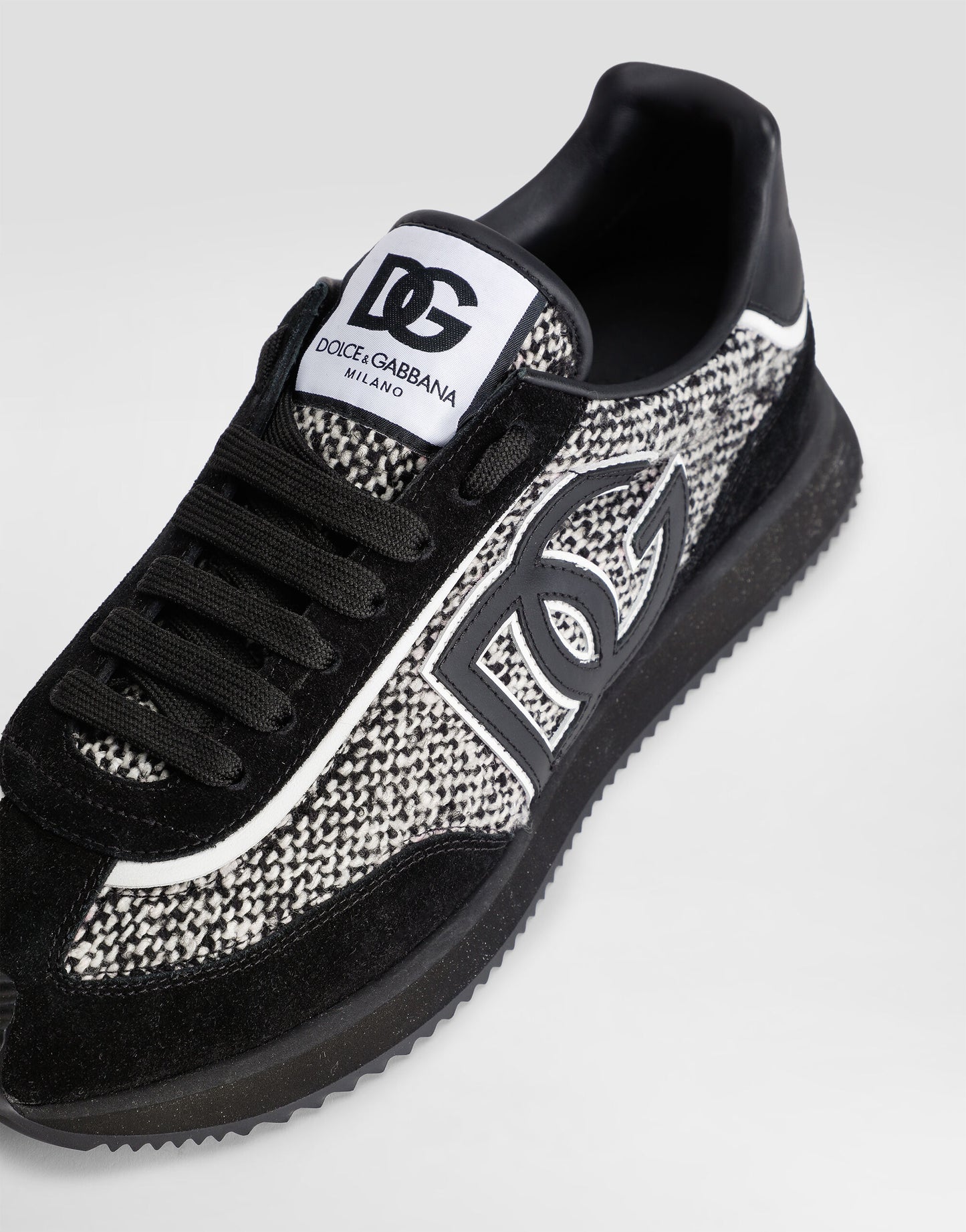 DG Cushion Sneaker